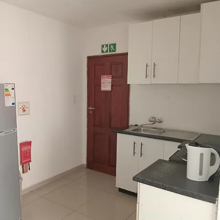 Baksman'S Retreat Apartment Soweto Exterior photo
