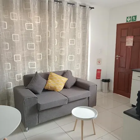 Baksman'S Retreat Apartment Soweto Exterior photo