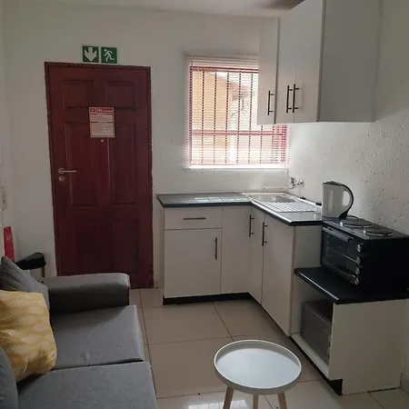Baksman'S Retreat Apartment Soweto Exterior photo